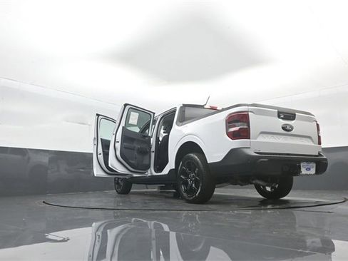 New 2026 Ford Maverick Lariat w/ Black Appearance Package image 40