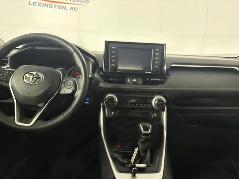 Used 2021 Toyota RAV4 XLE Premium FWD image 26