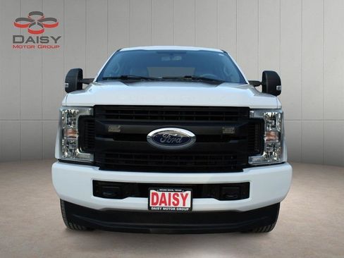 Used 2019 Ford F250 XL w/ Power Equipment Group AWD/4WD image 2