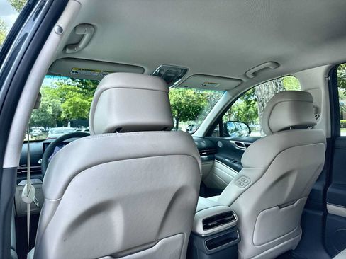 New 2026 Genesis GV80 2.5T RWD image 23