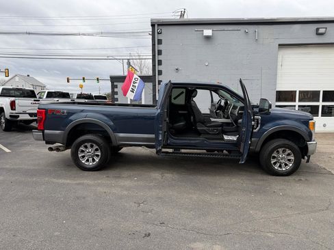 Used 2017 Ford F250 Lariat w/ Chrome Package AWD/4WD image 9