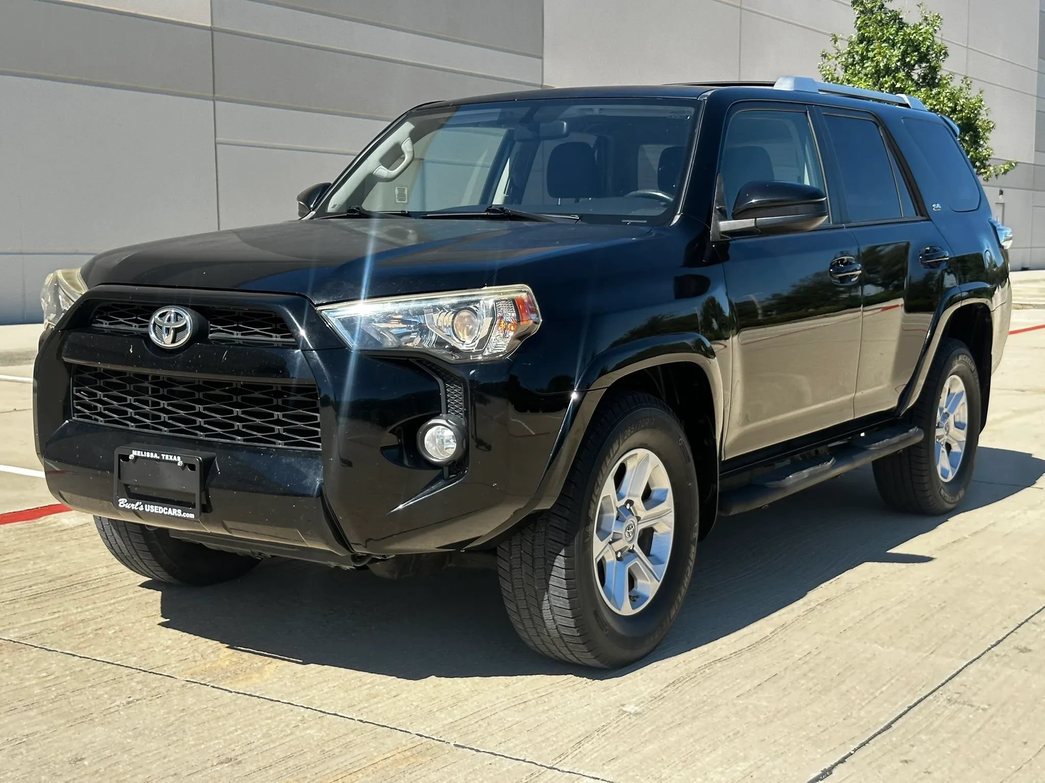 Used 2014 Toyota 4Runner SR5 RWD image 1