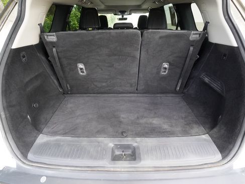 Used 2024 INFINITI QX60 Pure FWD image 32