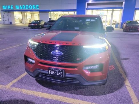 Used 2021 Ford Explorer ST w/ Equipment Group 401A AWD/4WD image 2