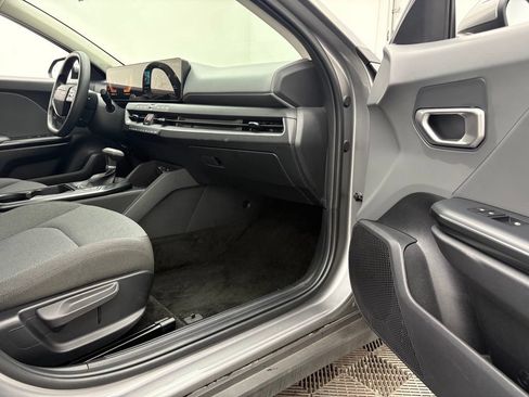 Used 2025 Kia K4 FWD image 26
