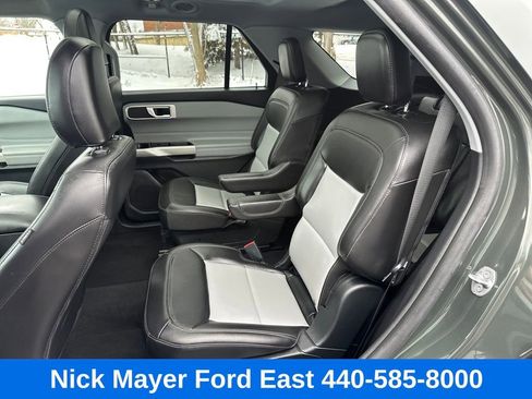 Used 2022 Ford Explorer XLT w/ Equipment Group 202A image 23