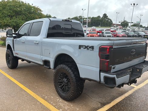 Used 2026 Ford F250 Lariat w/ Black Appearance Package AWD/4WD image 7