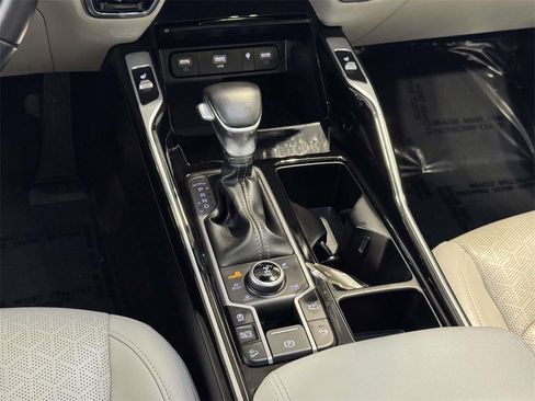 Used 2023 Kia Sorento SX image 25