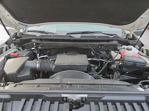 New 2026 GMC Sierra 2500 SLE image 9