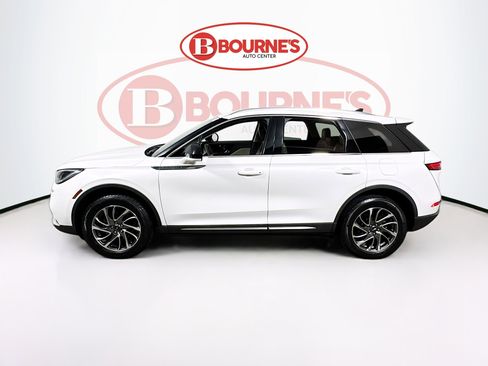 Used 2022 Lincoln Corsair AWD w/ Equipment Group 101A image 7