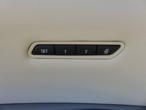 Used 2021 Cadillac XT5 Premium Luxury w/ LPO, Floor Liner Package AWD/4WD image 23