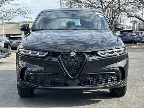 New 2025 Alfa Romeo Tonale w/ Premium Package image 2