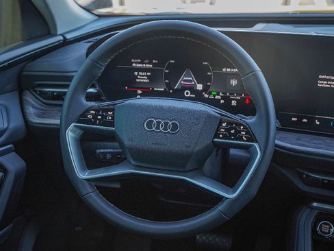 New 2025 Audi Q5 Premium Plus image 19