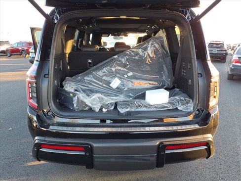 New 2026 Nissan Armada PRO-4X image 31