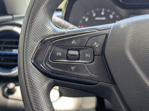 Used 2025 Chevrolet Trax LS w/ LS Convenience Package FWD image 22