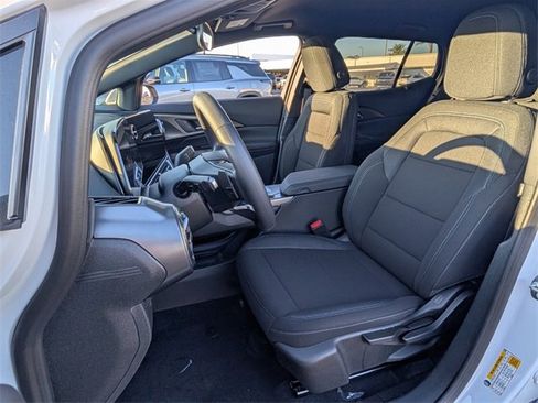 New 2026 Chevrolet Equinox EV LT image 5