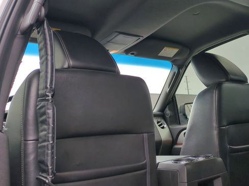 Used 2010 Ford Expedition Eddie Bauer image 18