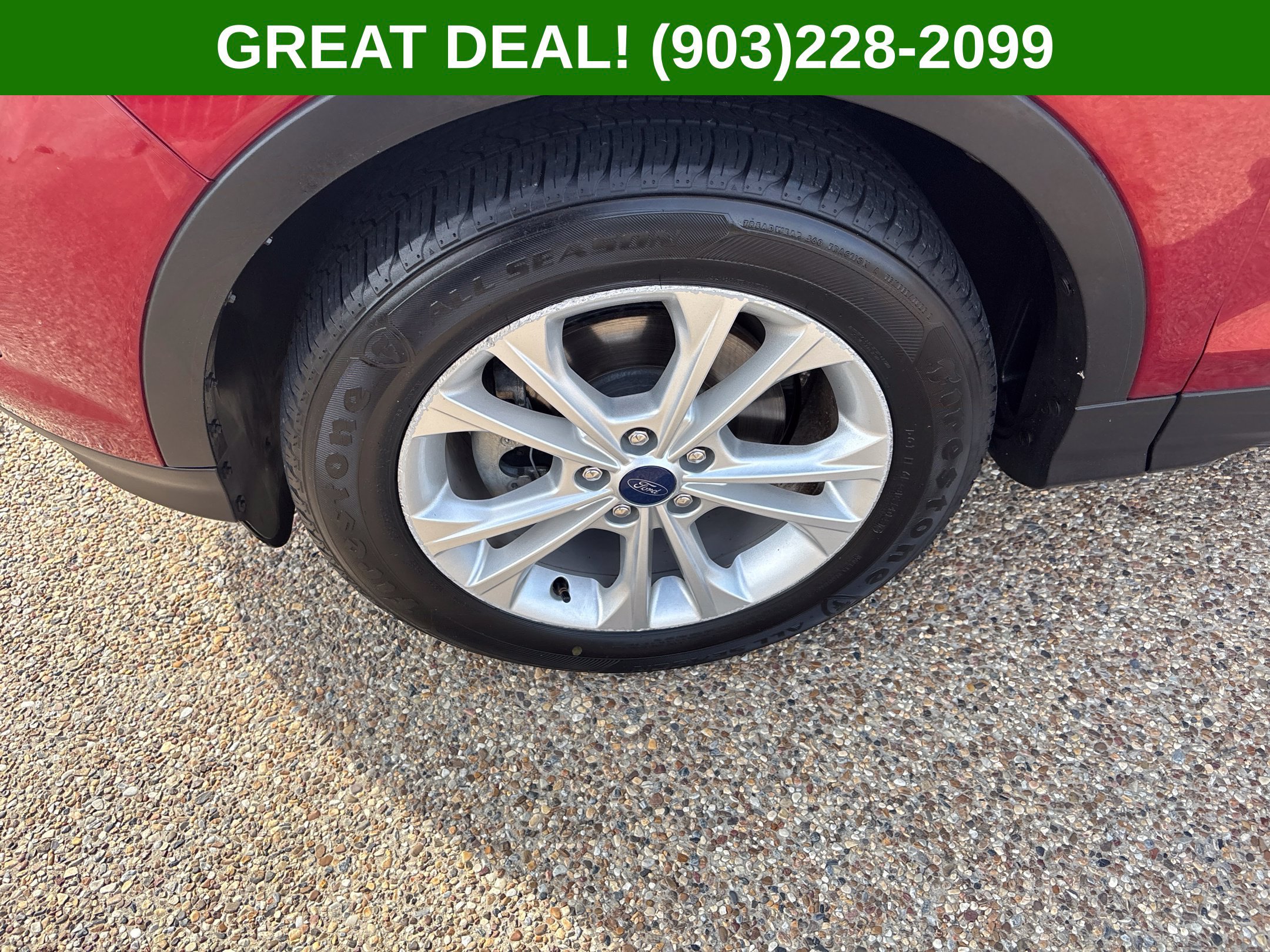 Used 2018 Ford Escape SE FWD image 16