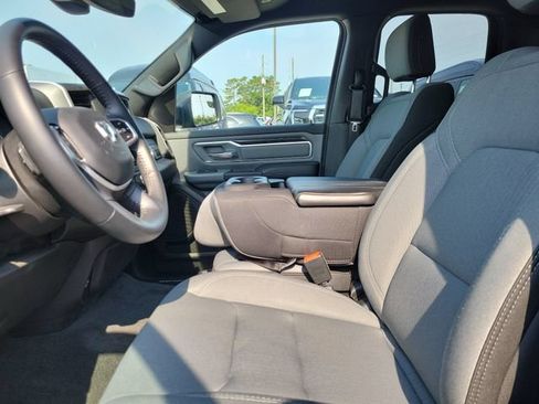Used 2022 RAM 1500 Big Horn RWD image 5