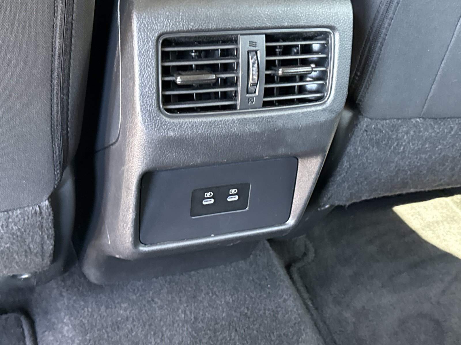 Used 2024 Nissan Rogue SV AWD/4WD image 14