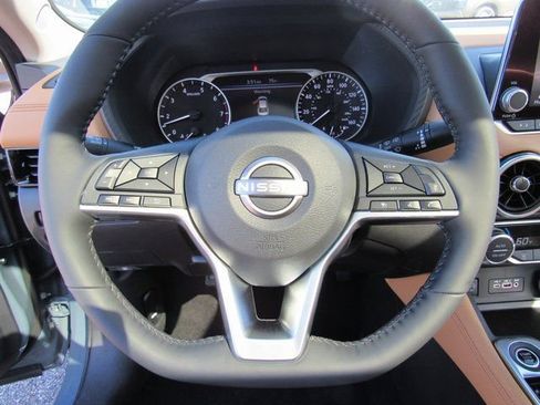 New 2025 Nissan Sentra SV w/ SV Premium Package image 18