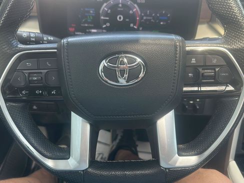 Used 2022 Toyota Tundra Capstone AWD/4WD image 28