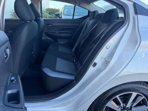 Used 2025 Nissan Versa SV image 37