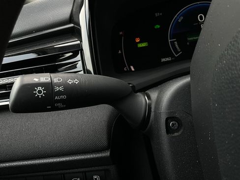 Used 2025 Toyota Camry LE image 34