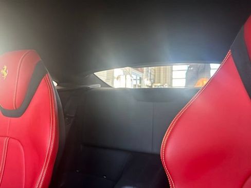 Used 2022 Ferrari Roma RWD image 16
