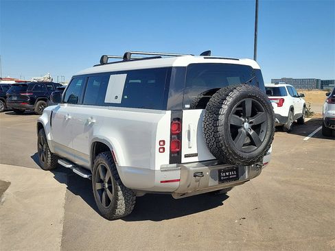 Used 2023 Land Rover Defender 130 First Edition image 3