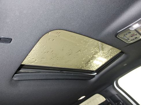 Used 2025 Toyota Sequoia SR5 image 37