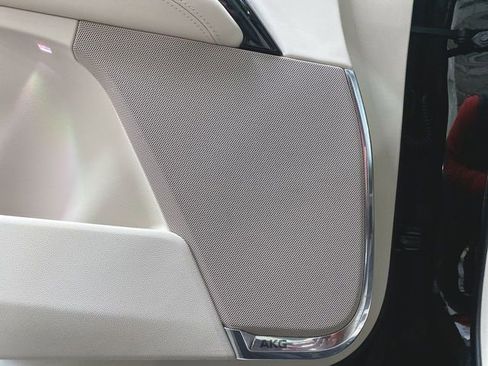 Used 2025 Cadillac Escalade Sport Platinum image 25