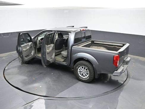 Used 2017 Nissan Frontier SV w/ SV Value Truck Package RWD image 36