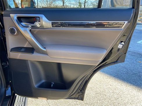 Certified 2023 Lexus GX 460 Premium image 32