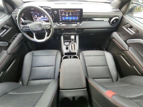 Used 2024 Chevrolet Colorado Z71 w/ Z71 Convenience Package 2 image 10