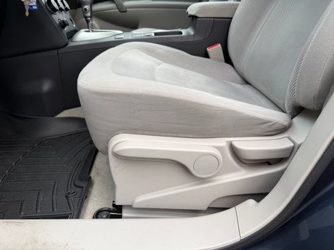 Used 2015 Nissan Rogue S w/ Convenience Package FWD image 17