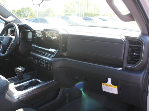 New 2026 Chevrolet Silverado 1500 RST w/ True North Edition Plus AWD/4WD image 14