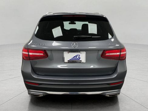 Used 2019 Mercedes-Benz GLC 300 4MATIC image 5