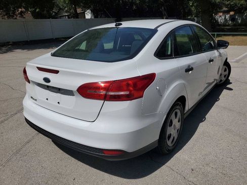 Used 2017 Ford Focus S FWD image 3