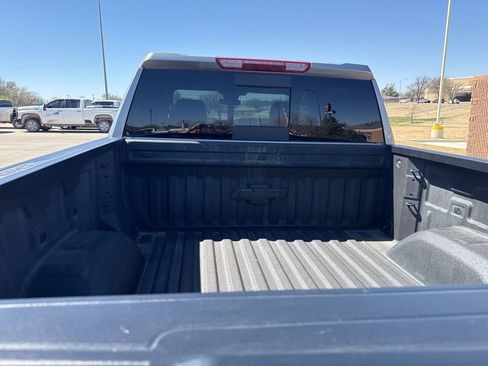 Used 2025 Chevrolet Silverado 1500 LT Trail Boss w/ Convenience Package II image 8