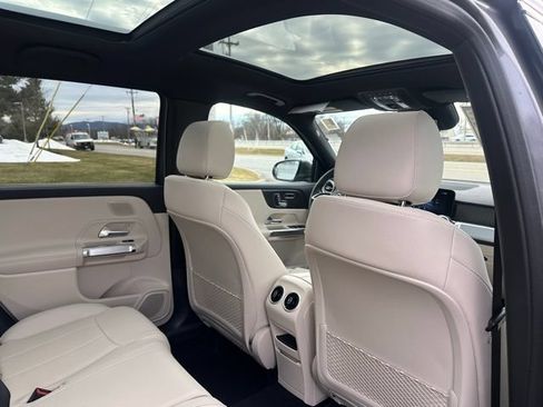 New 2026 Mercedes-Benz GLB 250 4MATIC image 23