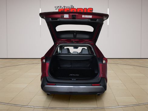 Used 2021 Toyota RAV4 Limited AWD/4WD image 9