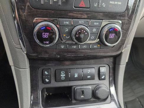 Used 2017 Buick Enclave Leather AWD/4WD image 24