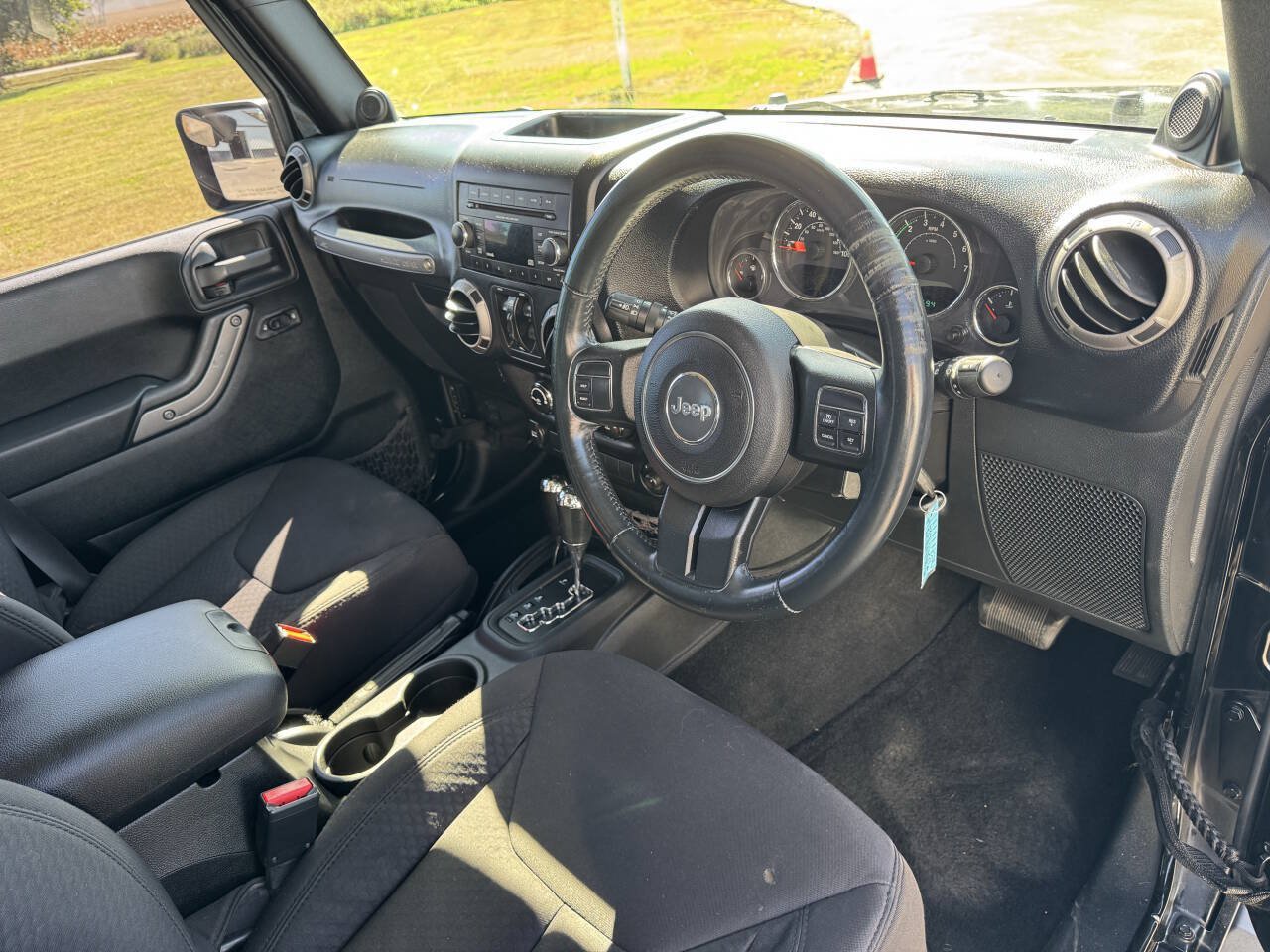 Used 2013 Jeep Wrangler Unlimited Sport AWD/4WD image 17