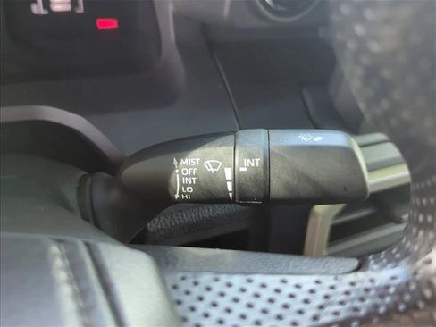 Certified 2025 Toyota Tacoma SR AWD/4WD image 19