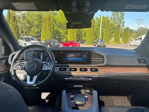 Used 2020 Mercedes-Benz GLE 350 4MATIC image 9
