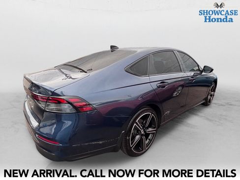 Used 2025 Honda Accord SE image 5