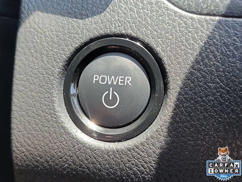 Used 2025 Toyota Camry SE FWD image 27