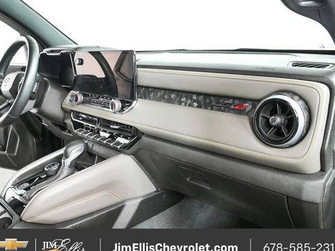 Used 2024 Chevrolet Colorado ZR2 w/ ZR2 Convenience Package III AWD/4WD image 22