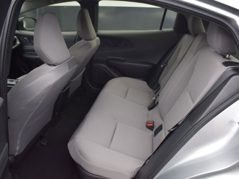 Used 2025 Toyota Prius LE image 12